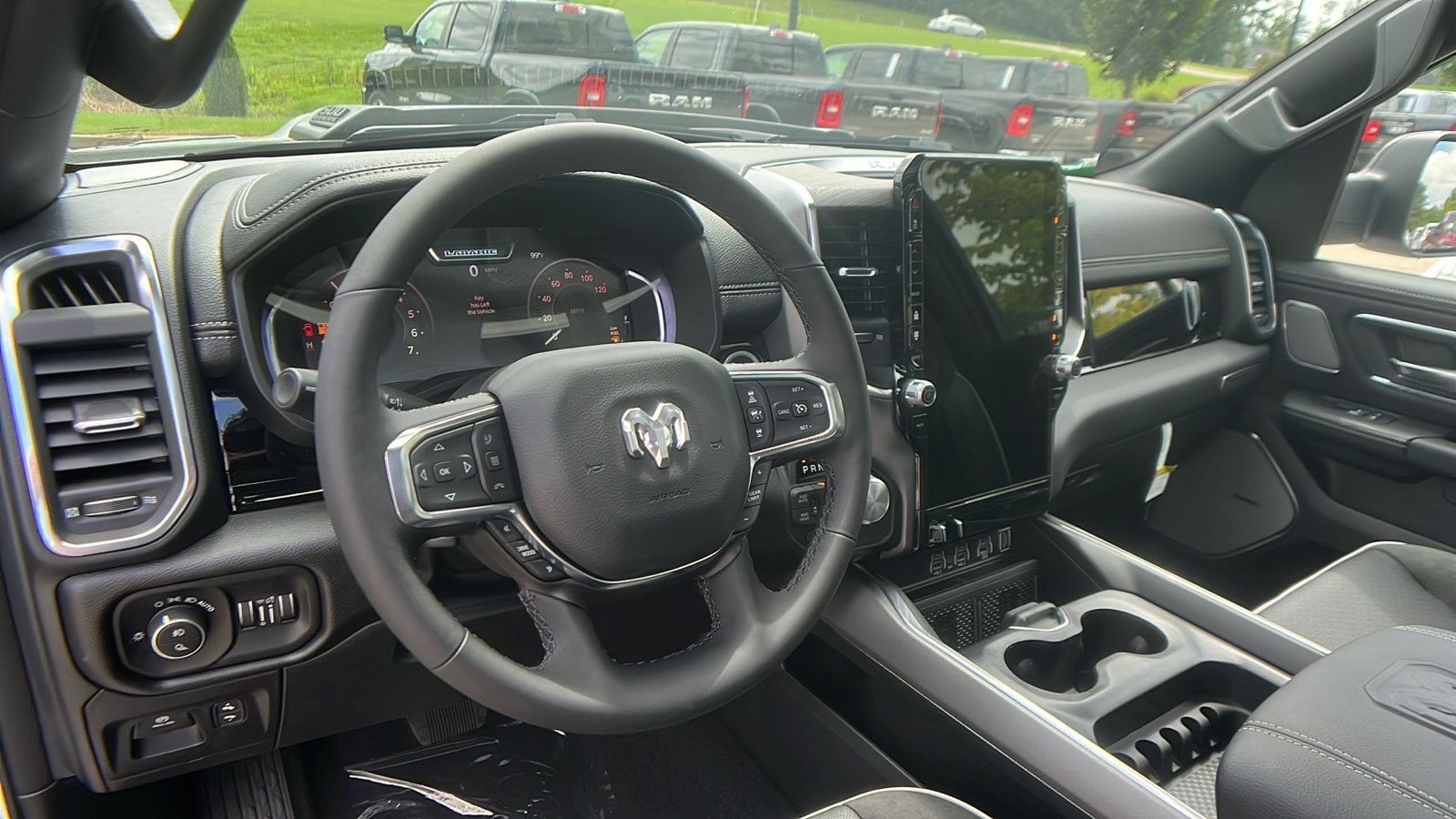 2026 RAM 1500 Laramie - Photo 22