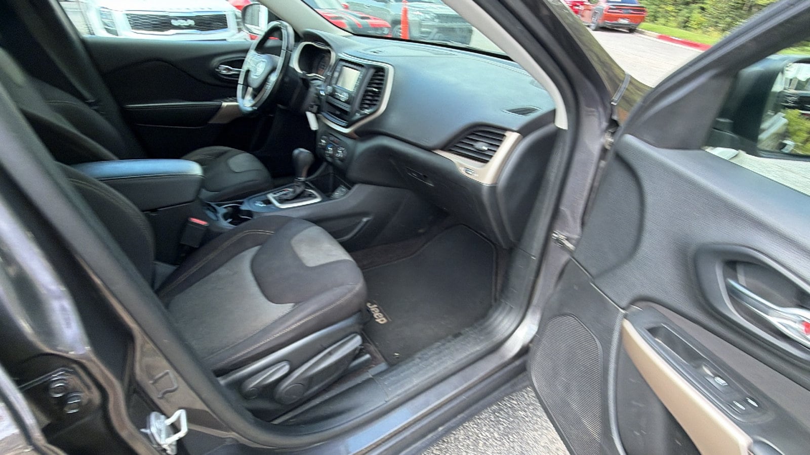 Photo 19