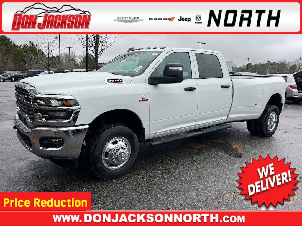 New 2026 Ram 3500 TRADESMAN CREW CAB 4X4 8' BOX Pickup