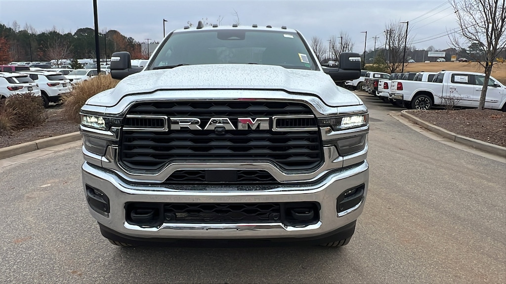 New 2026 Ram 2500 BIG HORN CREW CAB 4X4 6'4 BOX Pickup