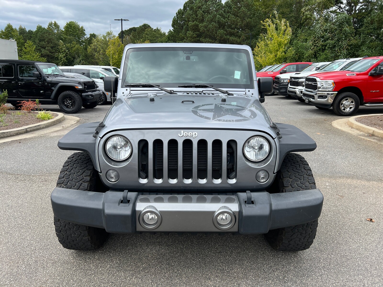2014 Jeep Wrangler Unlimited Sport photo 2