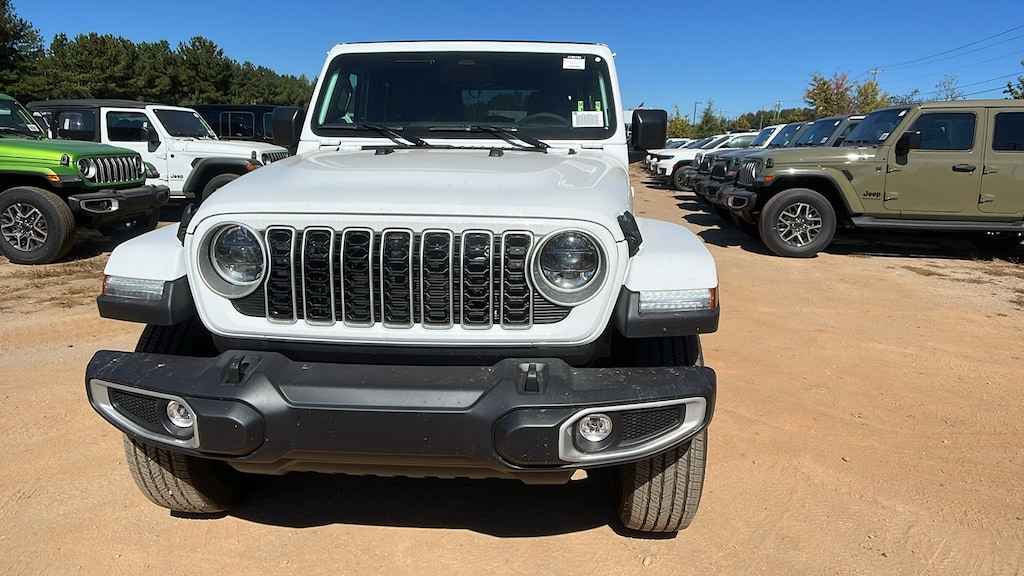 New 2026 Jeep Wrangler 4-DOOR SAHARA Sport Utility
