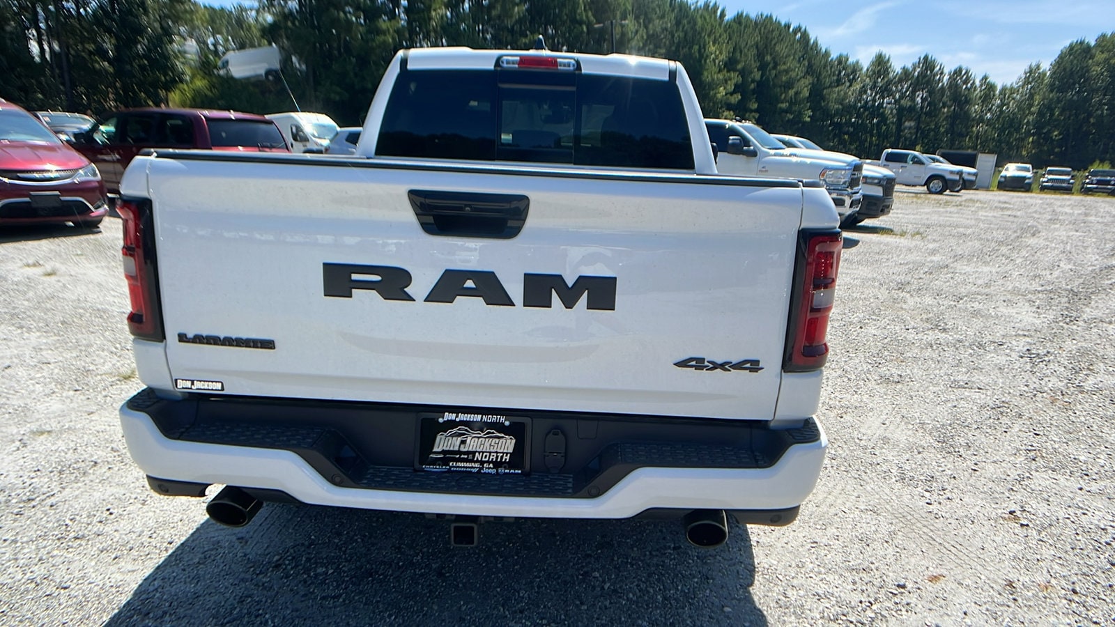 2026 RAM 1500 Laramie - Photo 9