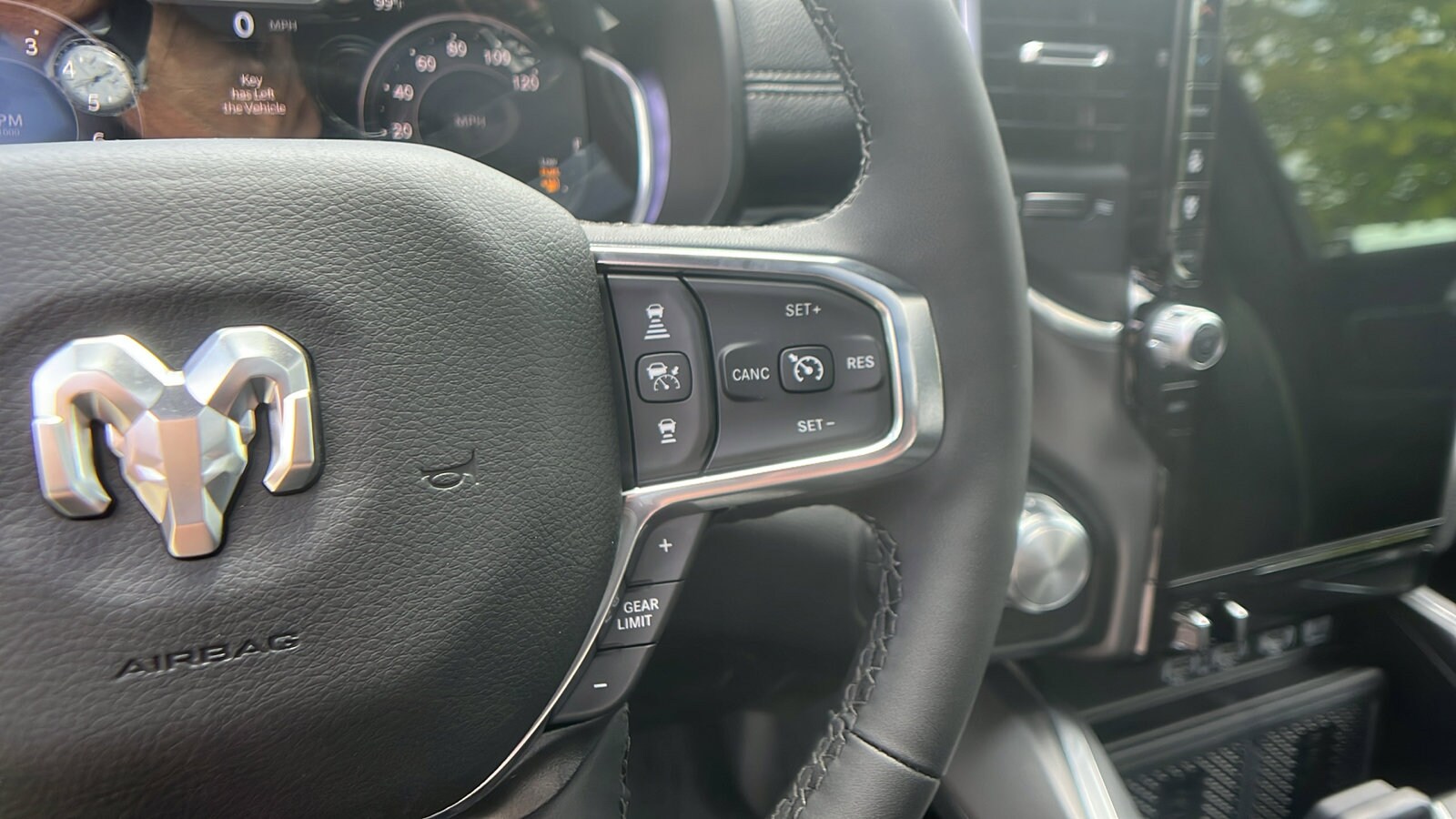 2026 RAM 1500 Laramie - Photo 26