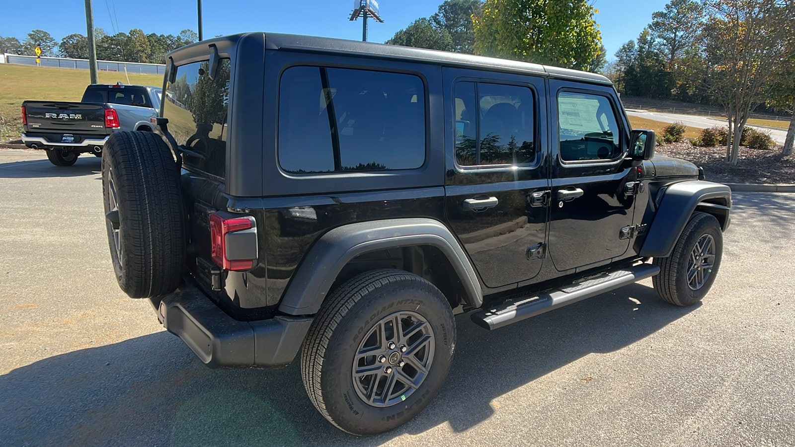 2026 Jeep Wrangler 4-Door Sport S - Photo 8