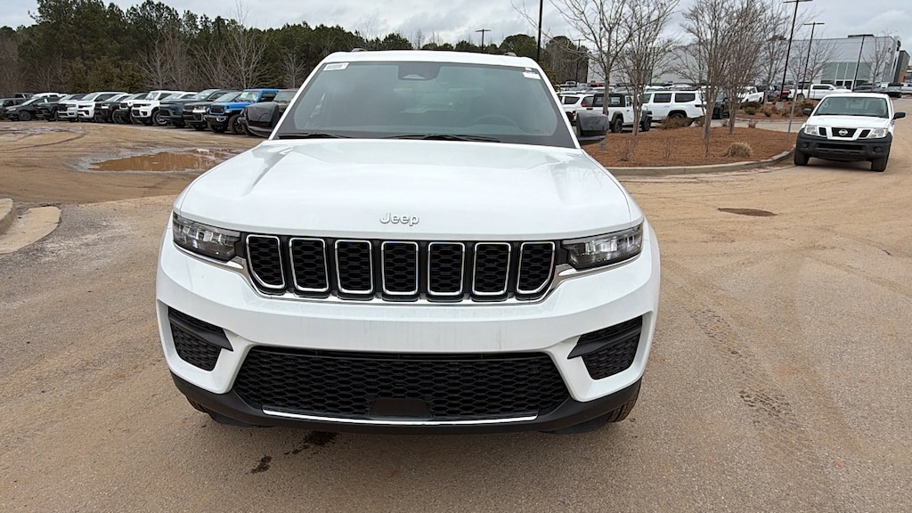 New 2026 Jeep Grand Cherokee LAREDO X 4X2 Sport Utility