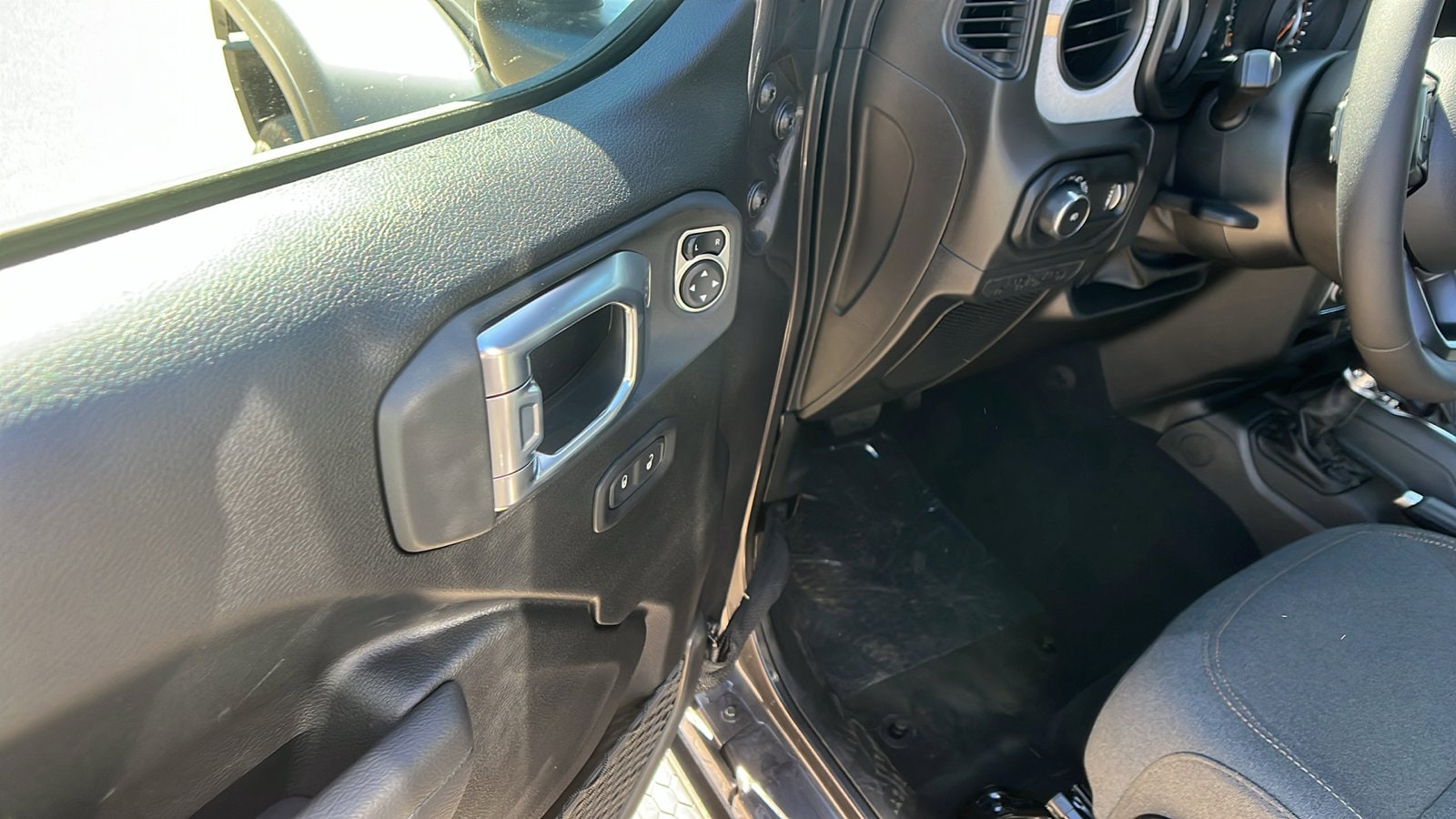 2026 Jeep Wrangler 4-Door Sport S - Photo 15