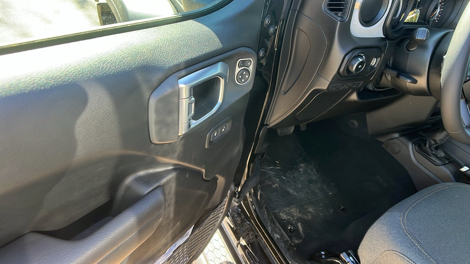 2026 Jeep Wrangler 4-Door Sport S - Photo 15