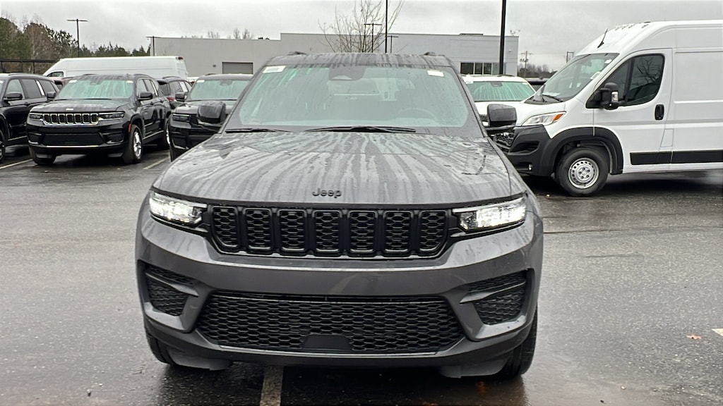 New 2025 Jeep Grand Cherokee ALTITUDE X 4X4 Sport Utility