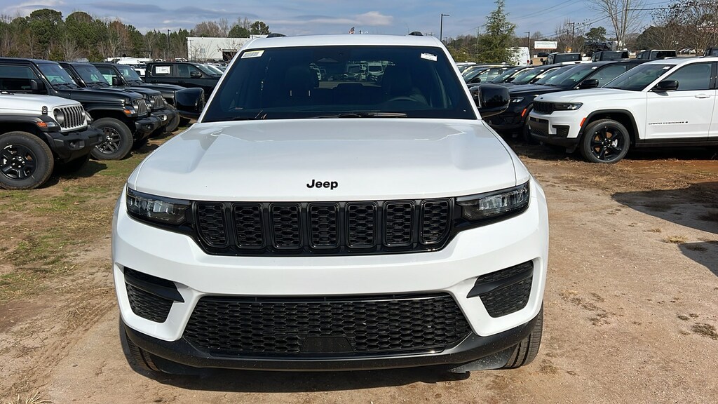 New 2025 Jeep Grand Cherokee ALTITUDE X 4X4 Sport Utility
