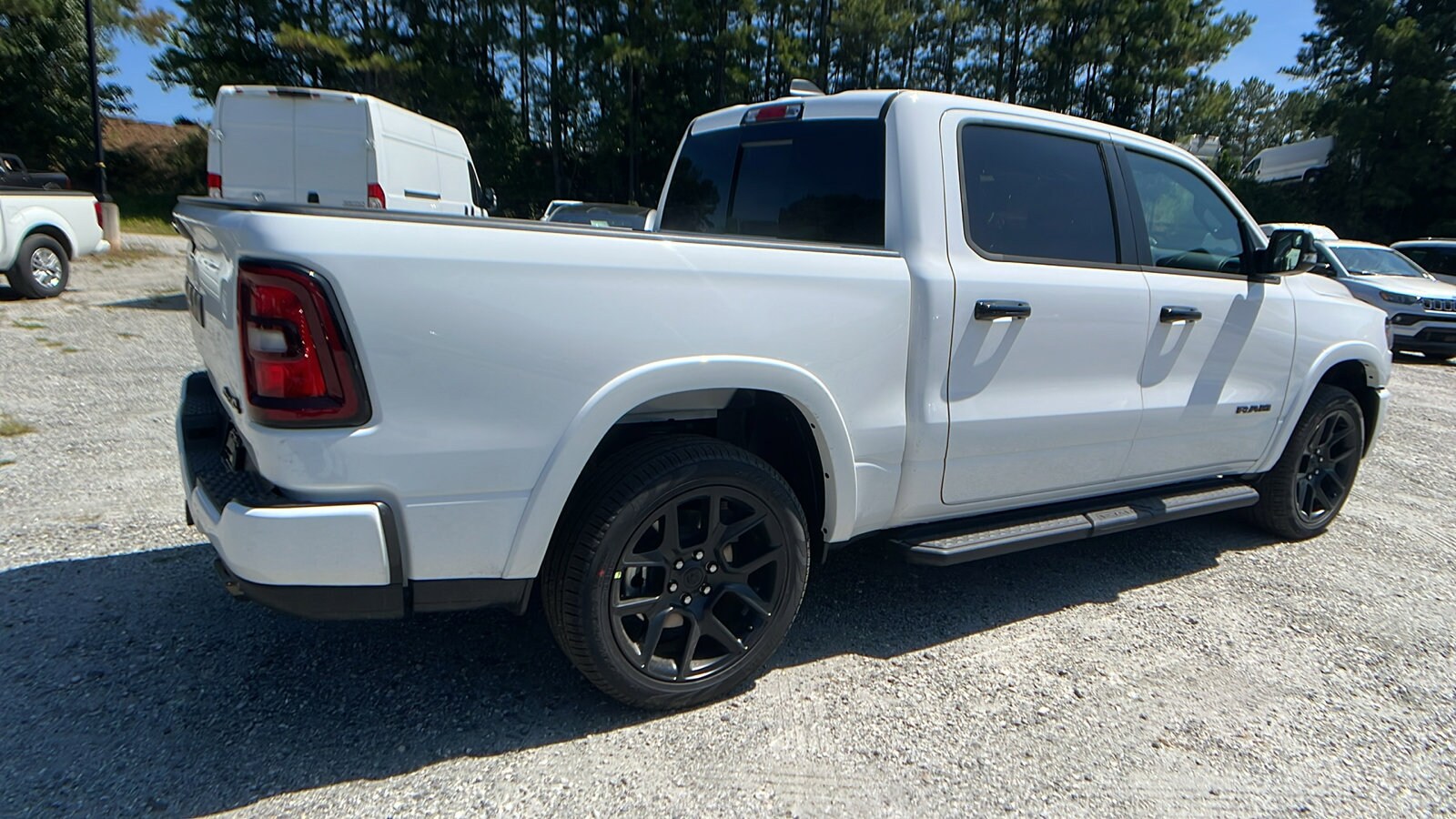 2026 RAM 1500 Laramie - Photo 8