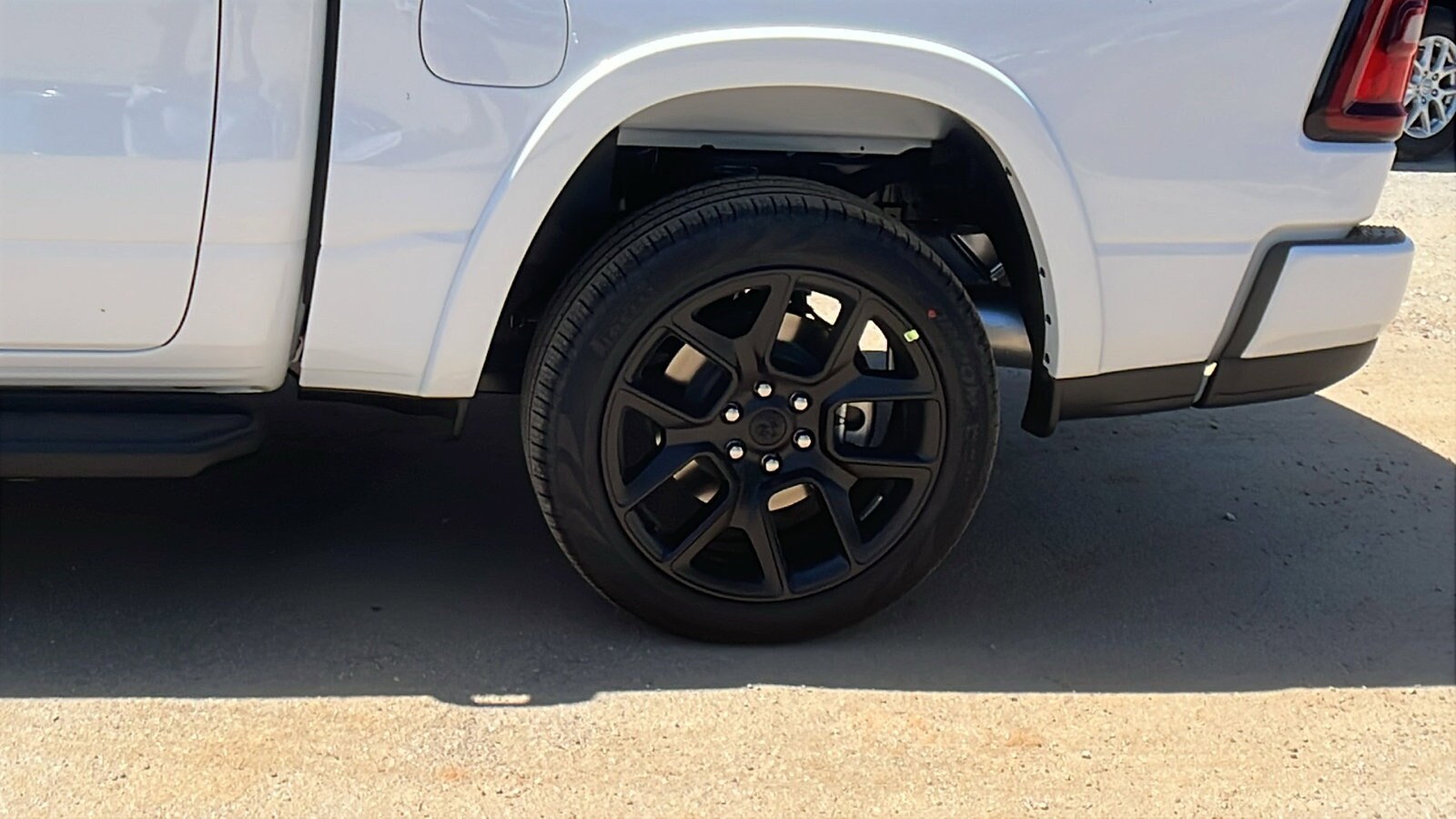 2026 RAM 1500 Laramie - Photo 12