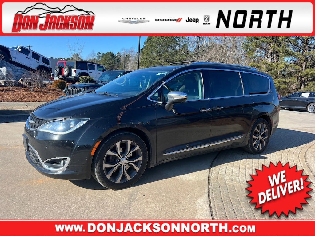 Used 2017 Chrysler Pacifica Limited Van