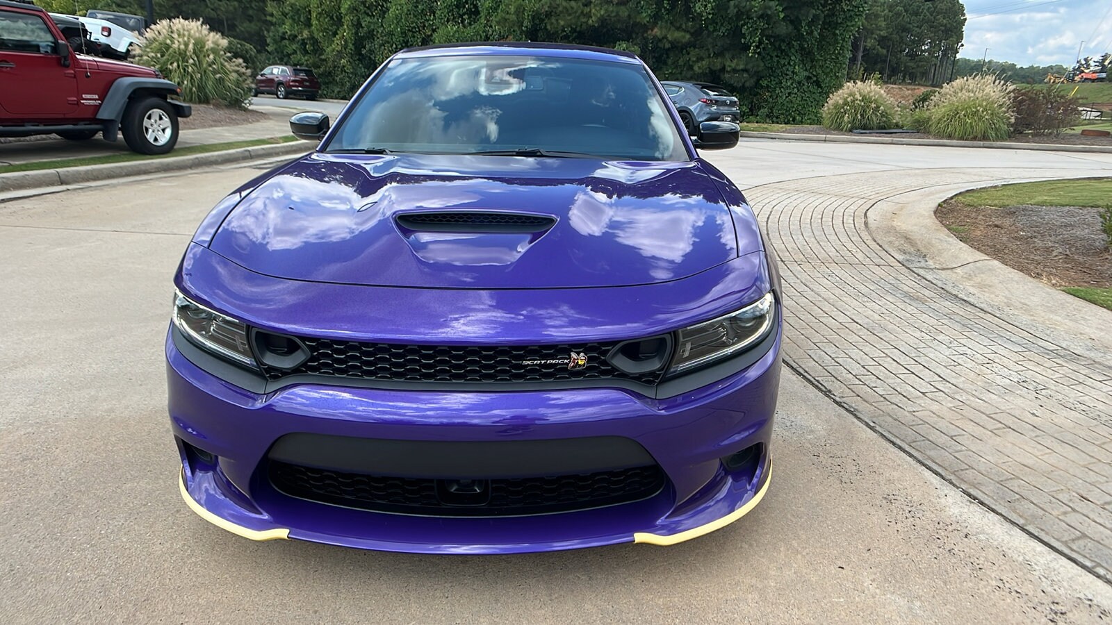 2023 Dodge Charger Scat Pack photo 2
