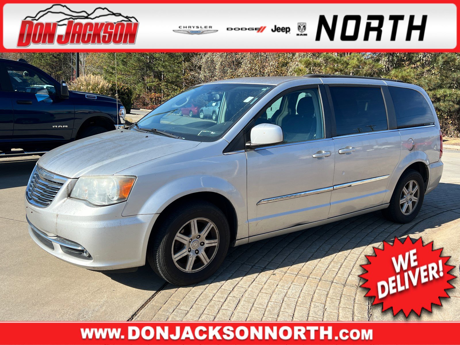 2012 Chrysler Town & Country Touring