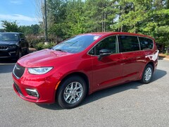 2025 Chrysler Pacifica SELECT Passenger Van