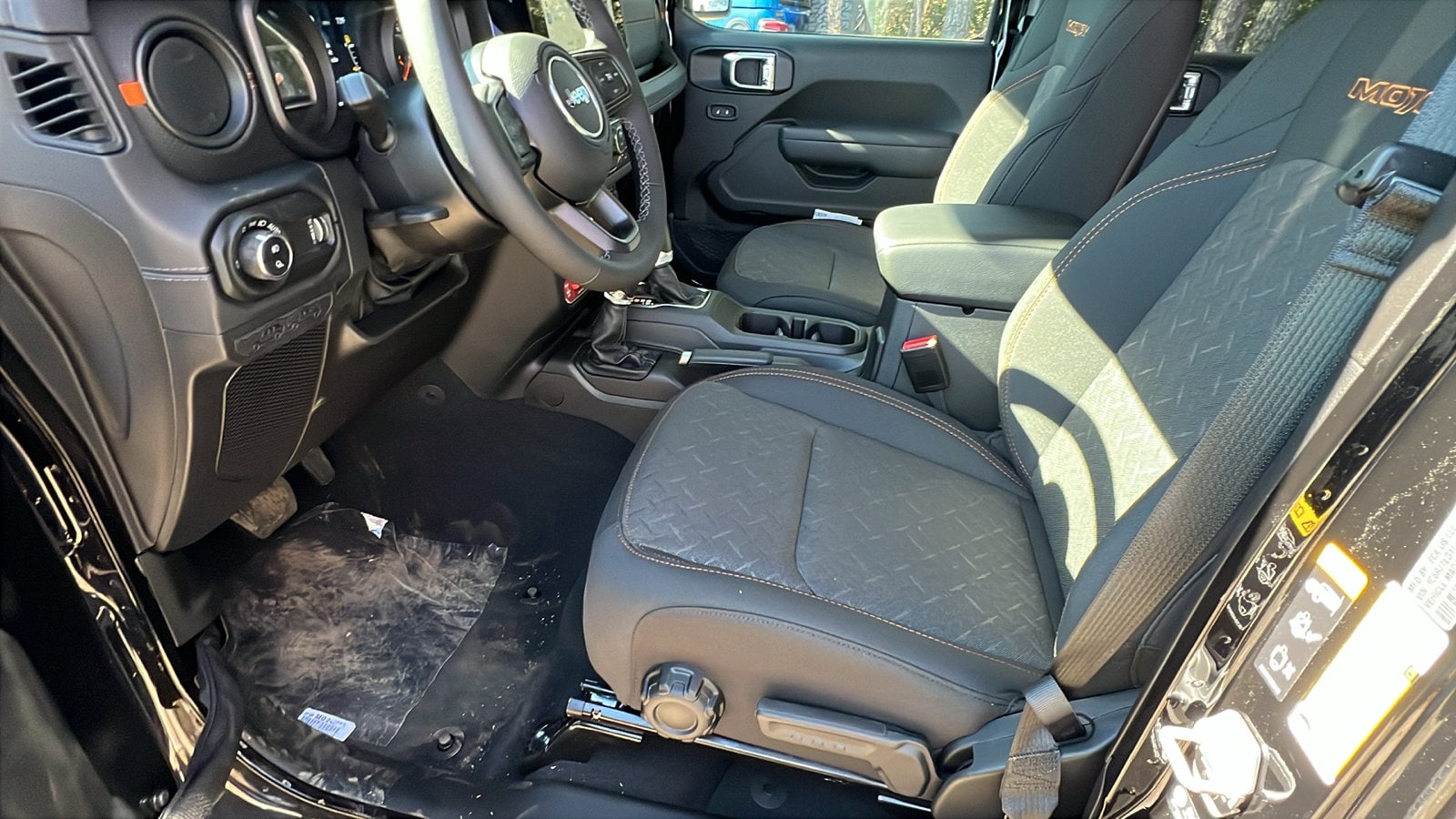 2026 Jeep Gladiator Mojave - Photo 16