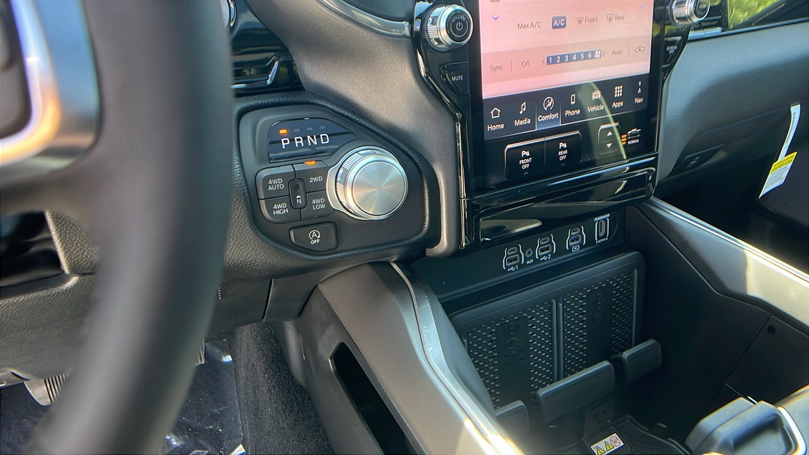 2026 RAM 1500 Laramie - Photo 29