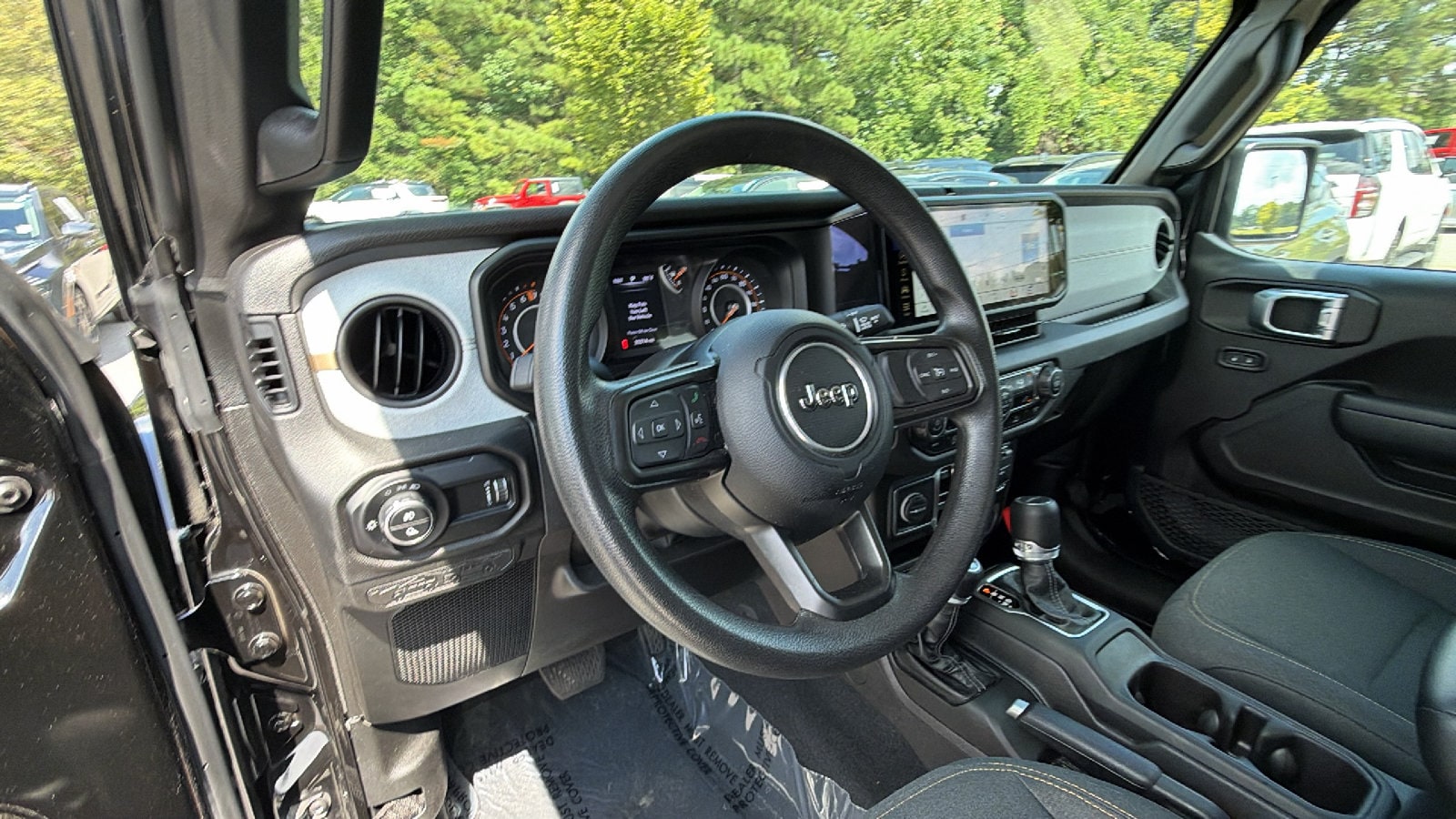 2025 Jeep Gladiator Nighthawk - Photo 24