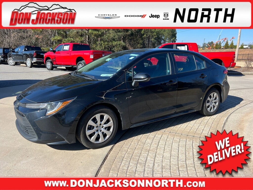 Used 2025 Toyota Corolla LE Sedan