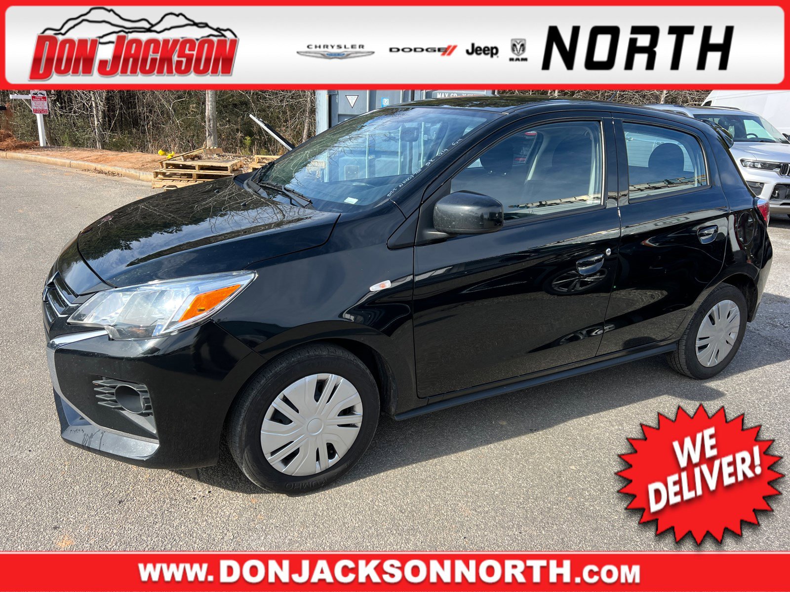 2022 Mitsubishi Mirage ES's photo