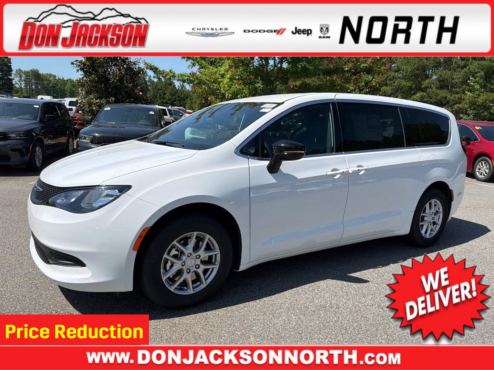 2027 Chrysler Voyager LX's photo