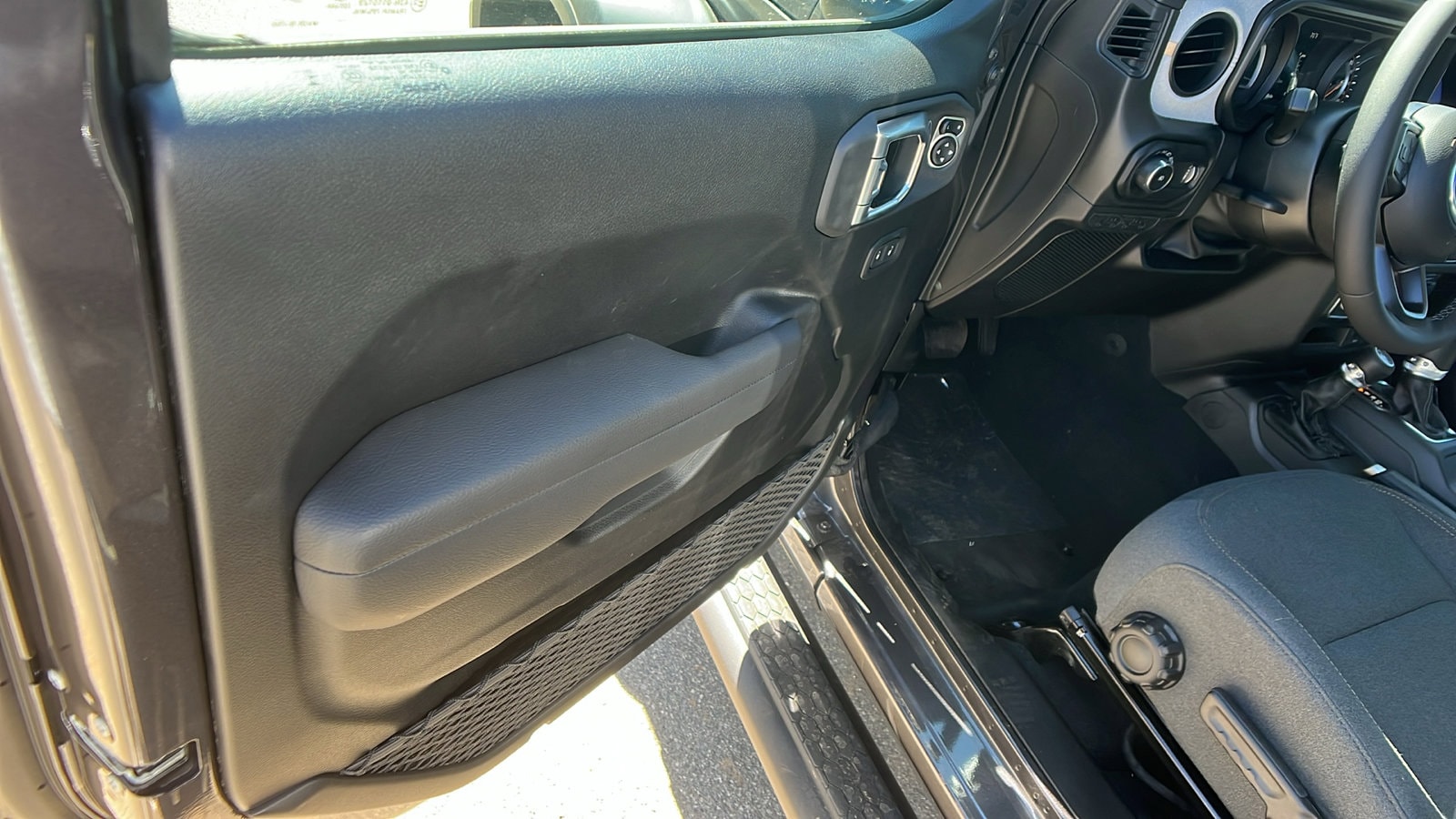 2026 Jeep Wrangler 4-Door Sport S - Photo 14