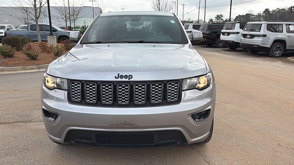 Used 2020 Jeep Grand Cherokee Altitude SUV