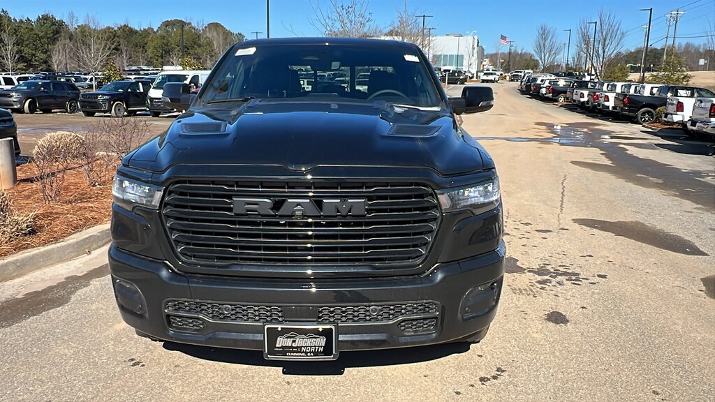 New 2026 Ram 1500 LARAMIE CREW CAB 4X4 5'7 BOX Pickup