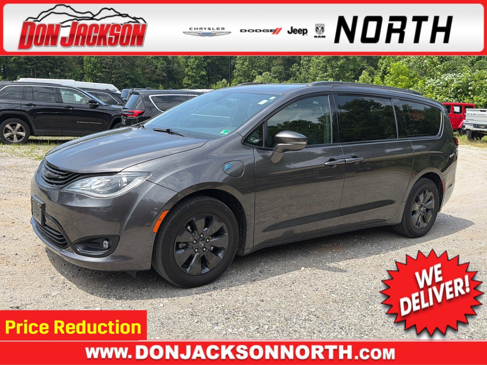 2019 Chrysler Pacifica Hybrid Limited's photo