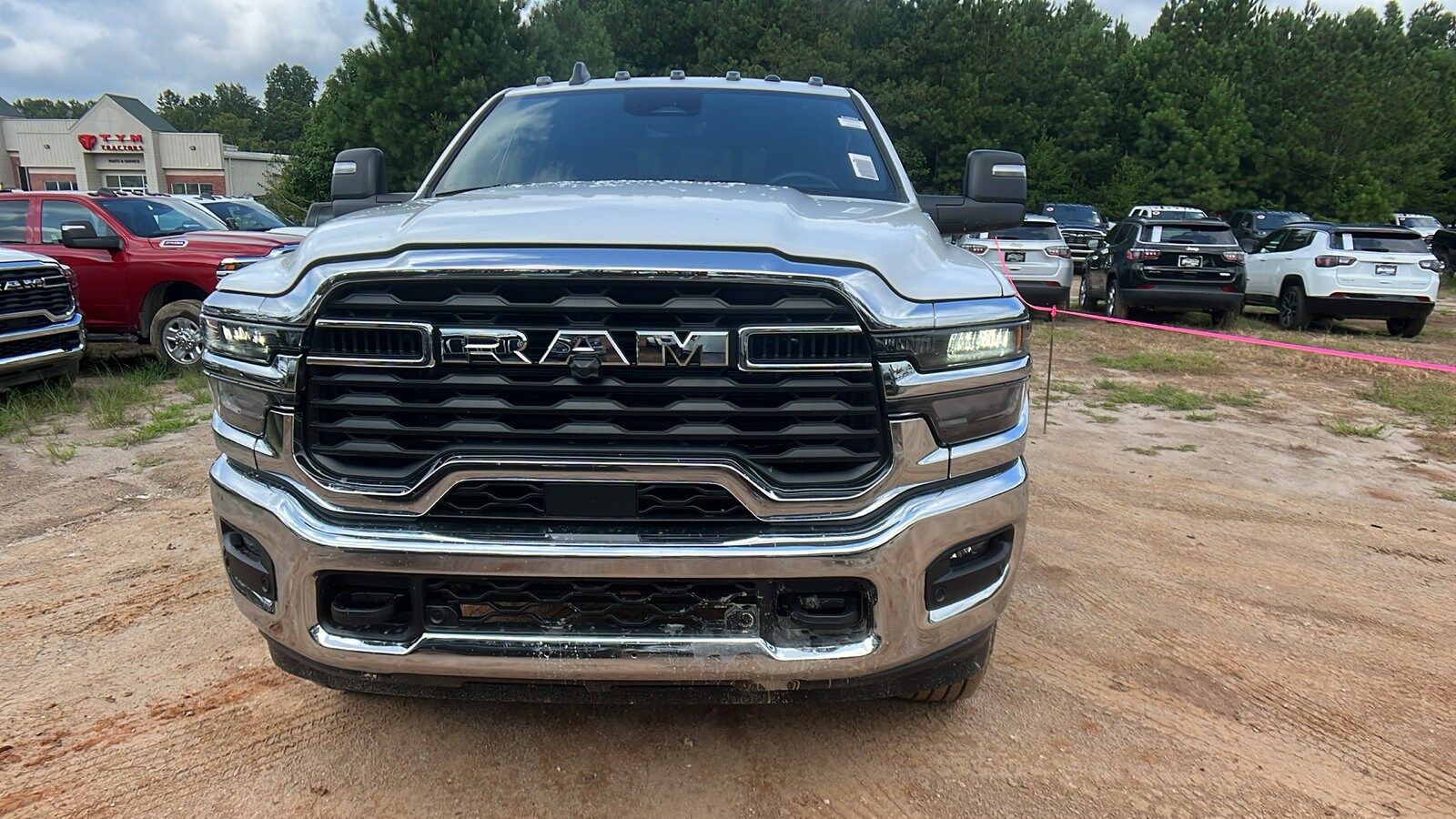 2026 Ram 2500 Tradesman photo 2