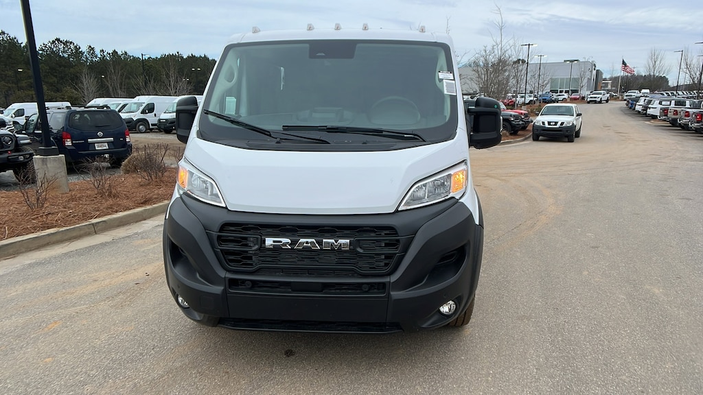 New 2025 Ram Promaster Cargo Van PROMASTER 2500 TRADESMAN CARGO VAN LOW ROOF 136' W Cargo Van