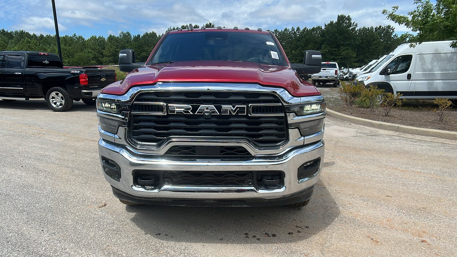 2026 Ram 2500 Tradesman photo 2