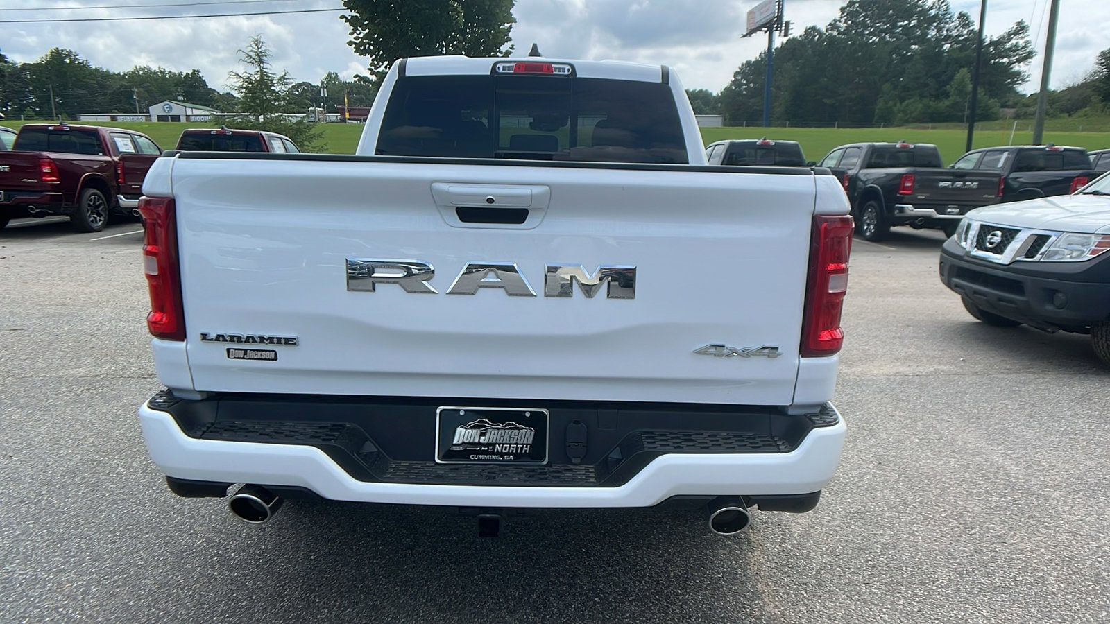 2026 RAM 1500 Laramie - Photo 9
