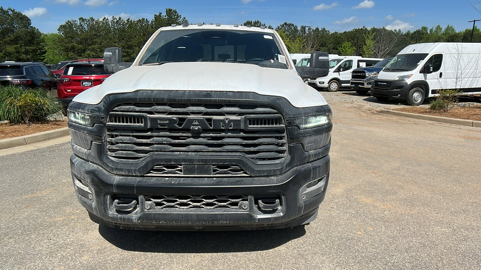 2025 Ram 2500 Tradesman photo 2