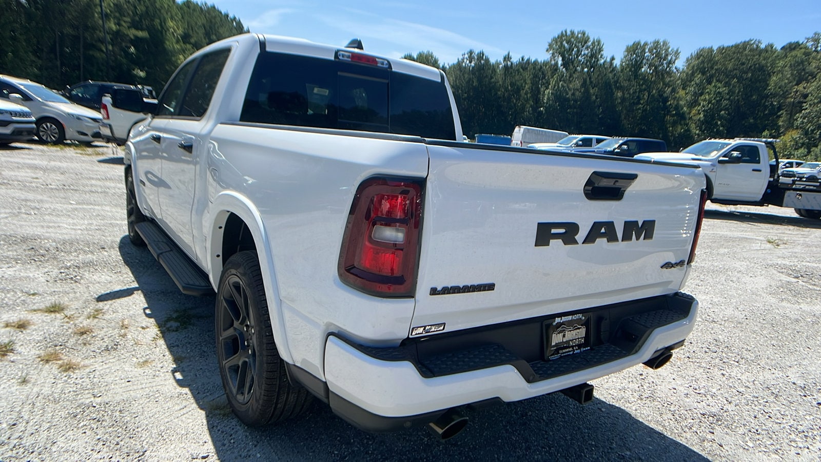 2026 RAM 1500 Laramie - Photo 10