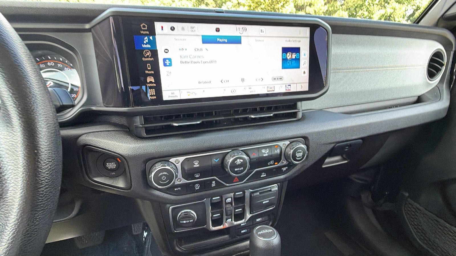 2025 Jeep Gladiator Nighthawk - Photo 31