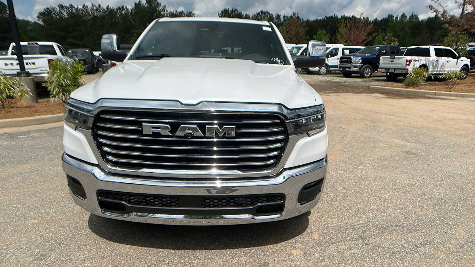 2025 Ram 1500 Laramie photo 2