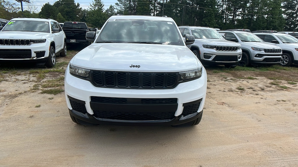New 2025 Jeep Grand Cherokee L L ALTITUDE X 4X4 Sport Utility