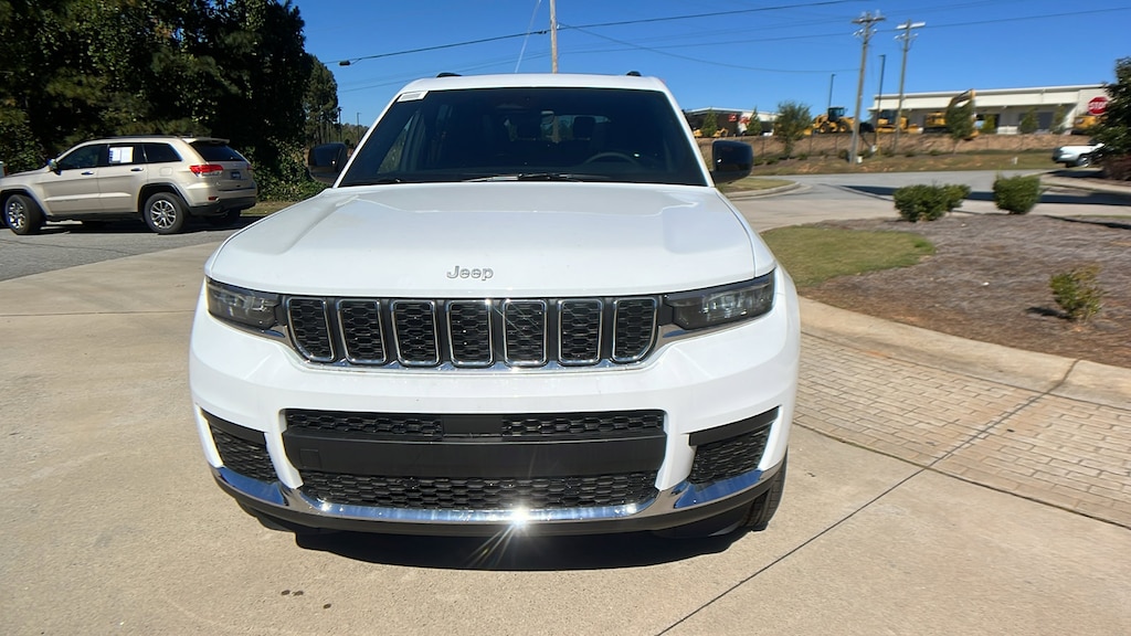 New 2025 Jeep Grand Cherokee L L LAREDO X 4X4 Sport Utility