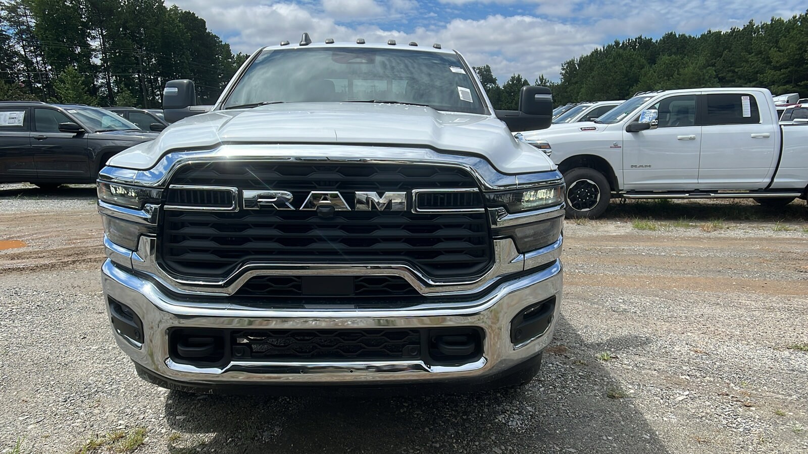 2026 Ram 2500 Tradesman photo 2