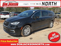 2026 Chrysler Pacifica SELECT Passenger Van