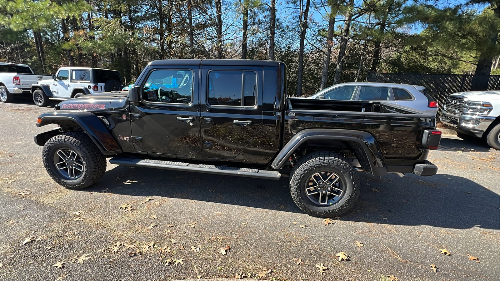 2026 Jeep Gladiator Mojave - Photo 11