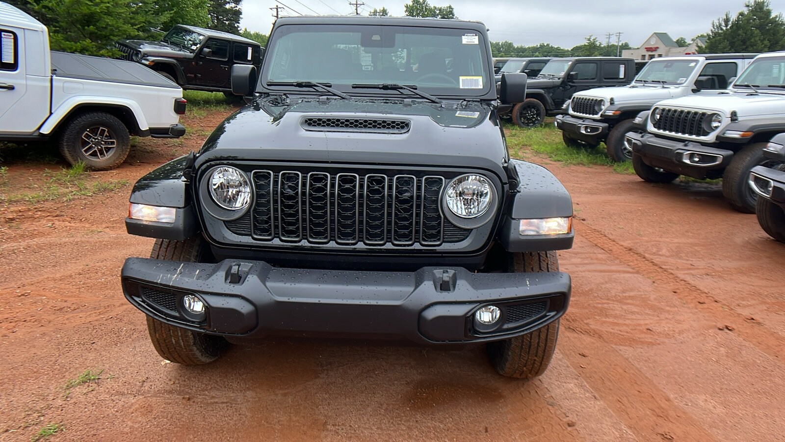 2025 Jeep Gladiator Sport S photo 2