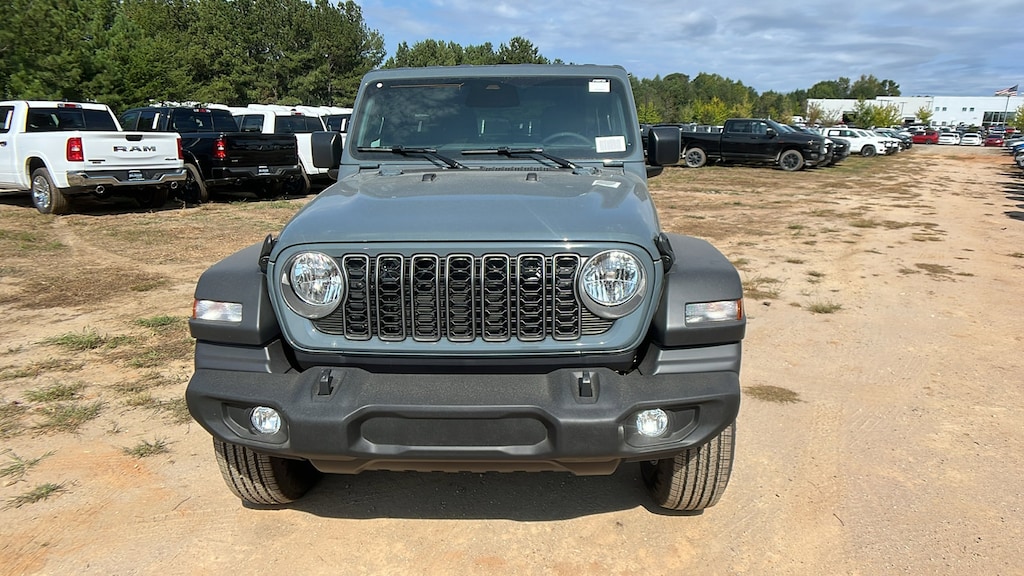 New 2026 Jeep Wrangler 4-DOOR SPORT S Sport Utility