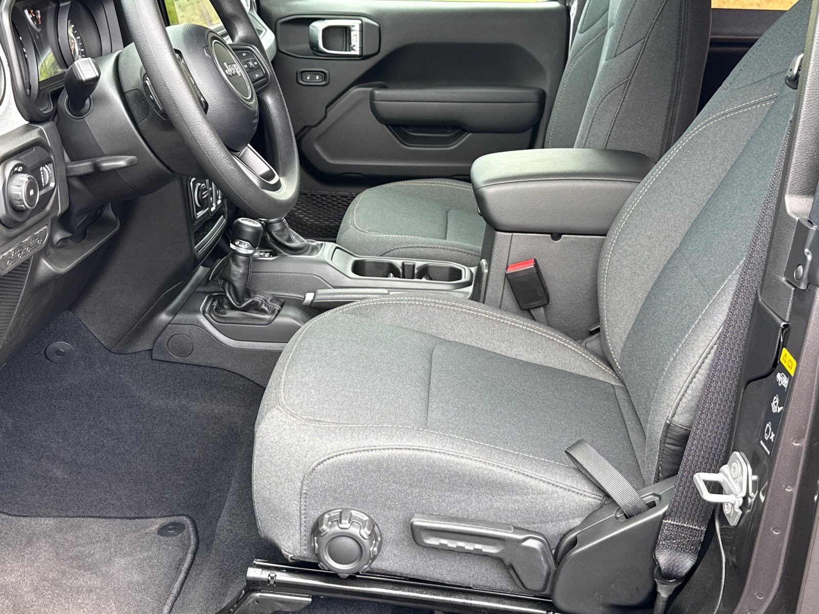 2026 Jeep Wrangler 2-Door Sport - Photo 8