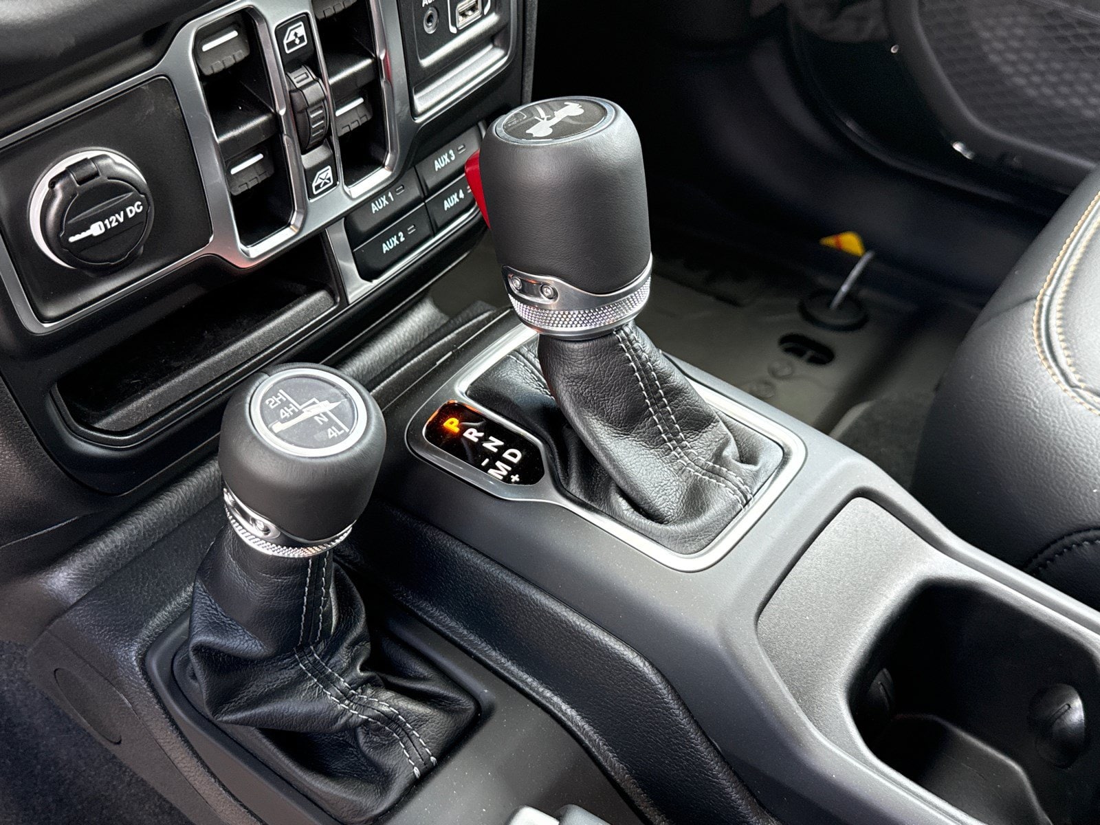 2026 Jeep Wrangler 4-Door Sahara - Photo 29
