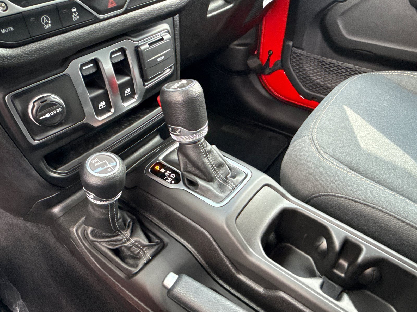2026 Jeep Wrangler 2-Door Sport - Photo 25