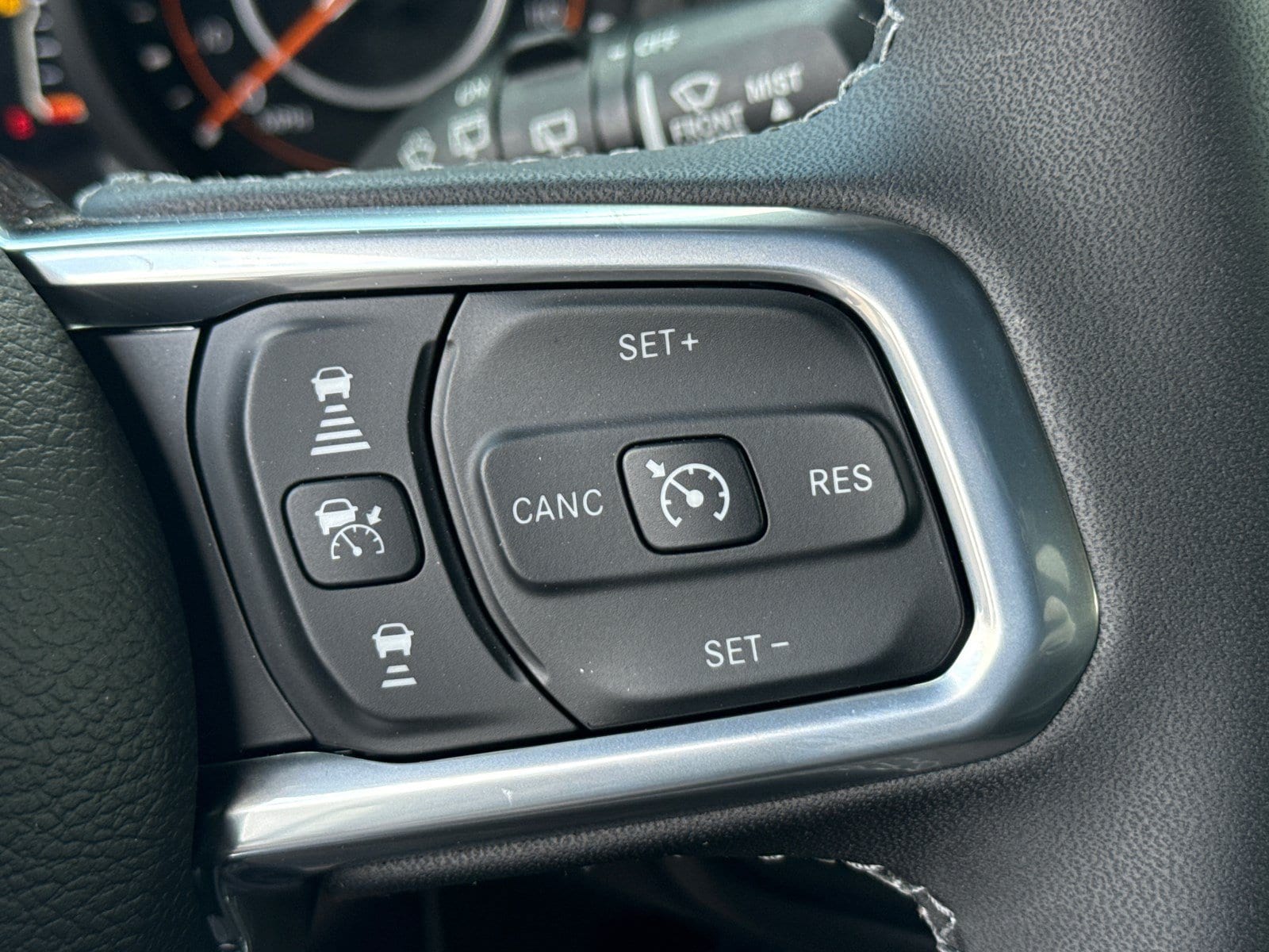 2026 Jeep Wrangler 4-Door Sahara - Photo 25