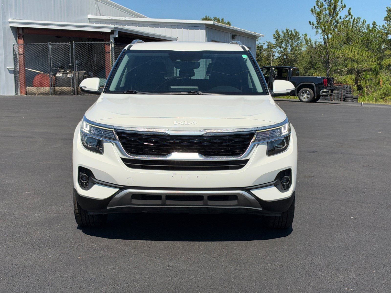 Used 2023 Kia Seltos S with VIN KNDEUCAA5P7452868 for sale in Dublin, GA